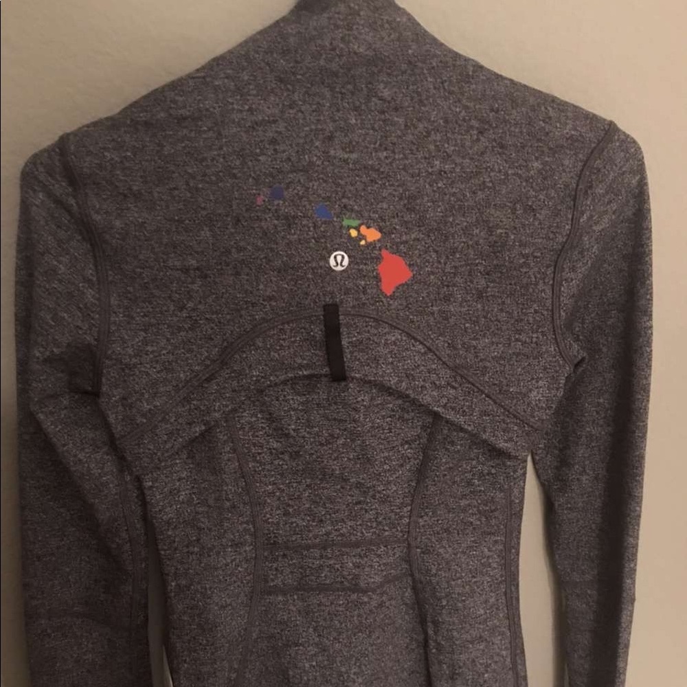 RARE Lululemon Define Jacket with hawaiian print